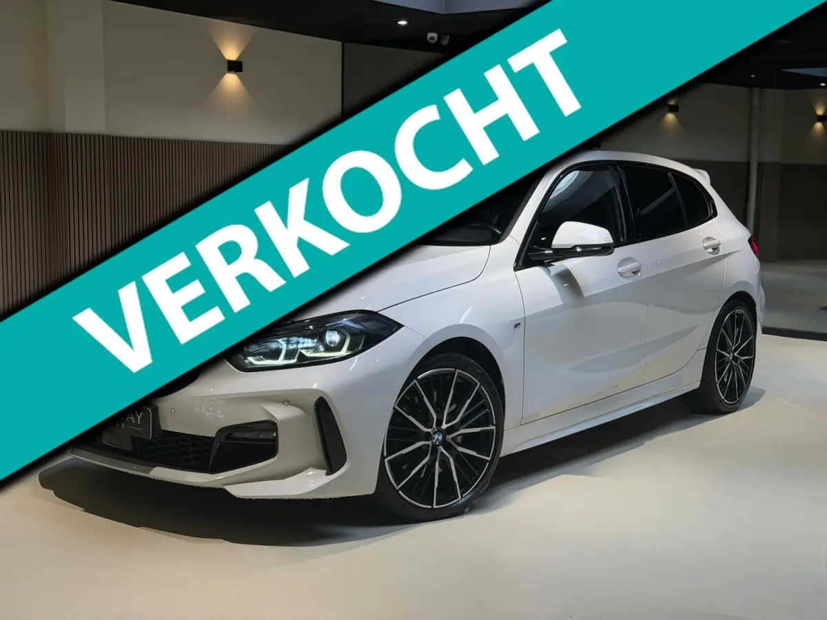 120i High Executive|Pano|HUD|Keyless|Sfeer