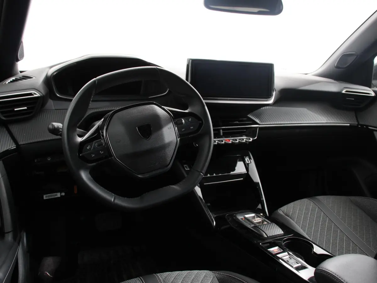EV Allure 50 kWh Navigatie Apple Carplay Android Auto Camera Parkeerhulp Adaptive cruise control Dodehoekassistent Full Led Climate Control Virtual Cockpit Lichtmetalen velgen