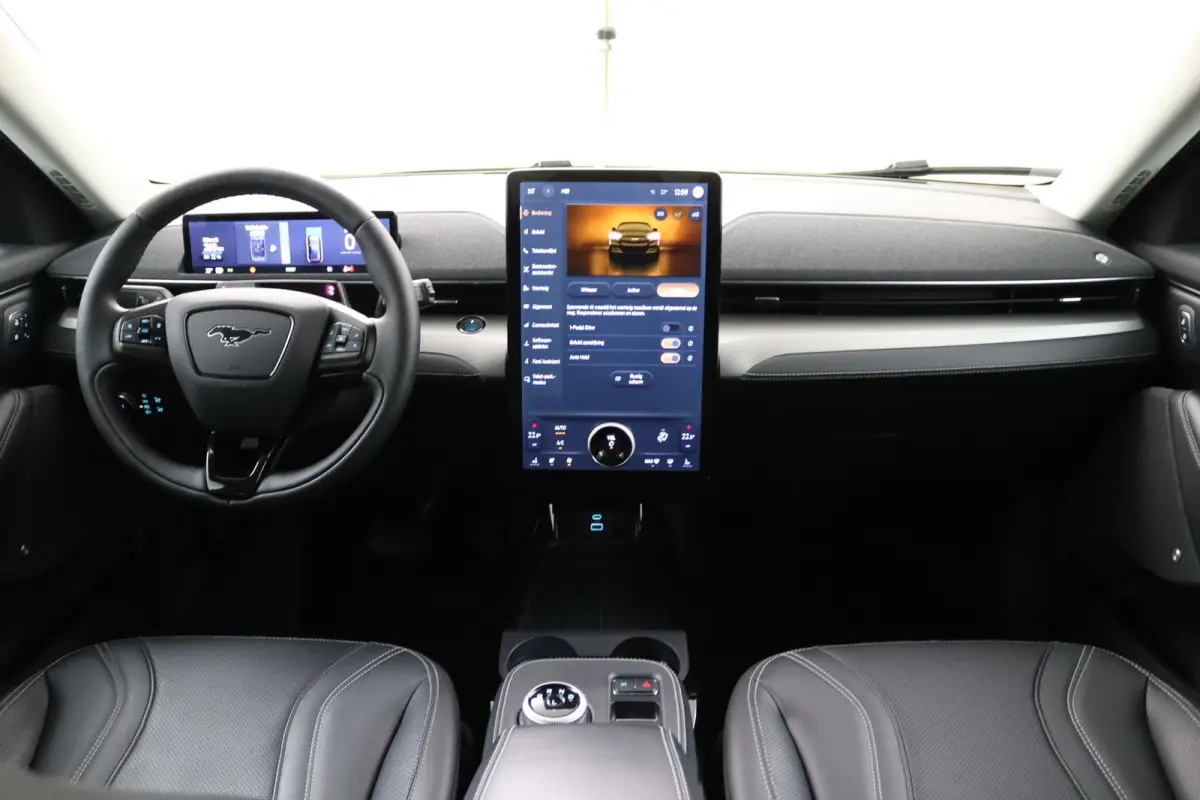 RWD 75 kWh | 94% SoH | B&O Audio | Panoramadak | Elektr. verstelbare stoelen & achterklep | Stoel/stuur verwarming |