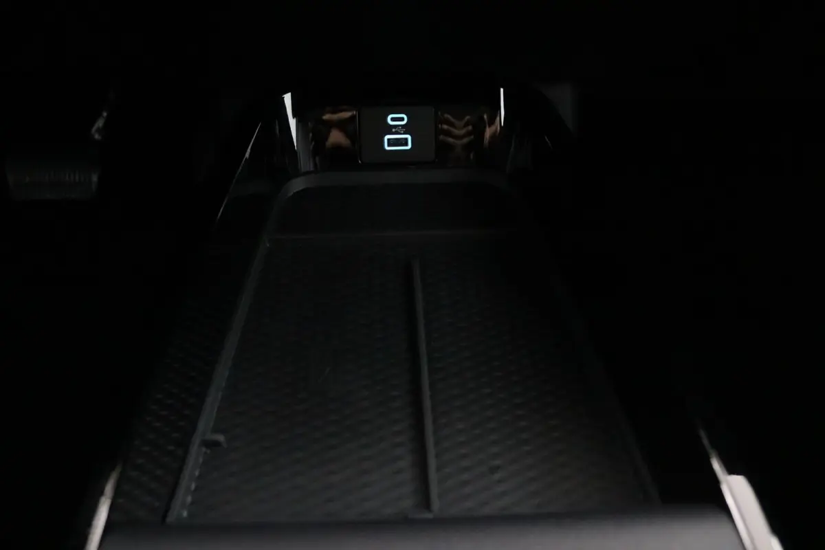 RWD 75 kWh | 94% SoH | B&O Audio | Panoramadak | Elektr. verstelbare stoelen & achterklep | Stoel/stuur verwarming |
