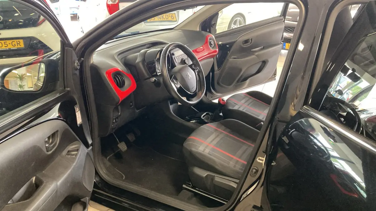 1.0 e-VTi ENVY | Airco | Bluetooth | LM Velgen | Sportieve Uitvoering