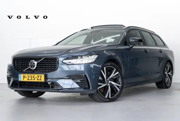 T6 350PK AWD Plus Dark | 360° | Panoramadak | 19" | Power Seats | HK Audio | Climate Pack