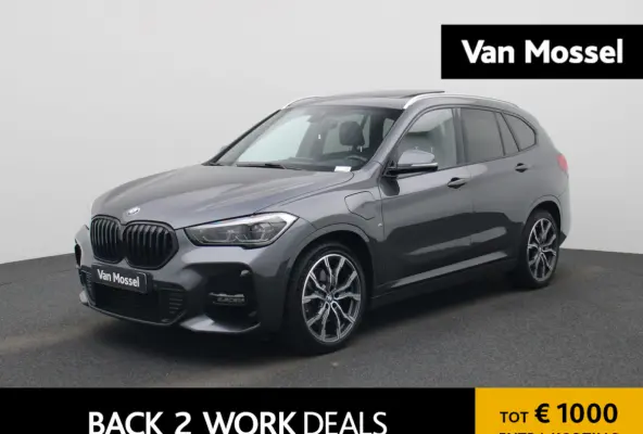 xDrive25e Executive | M-SPORT | Panoramadak | Harman Kardon | Sfeerverlichting | Apple Carplay / Android Auto | Stoelverwarming | Adaptive Cruise Control | Heads-Up | Elektrische Achterklep 