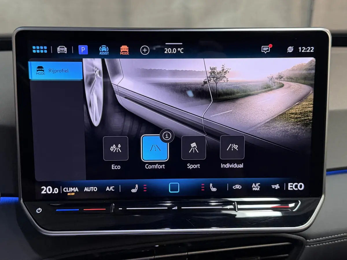 Pure 52 kWh 18"/SOH 99%/Adaptieve Cruise/Apple Carplay & Android Auto/DAB/Navigatie/Sfeerverlichting/Camera/Stuur + stoelverwarming