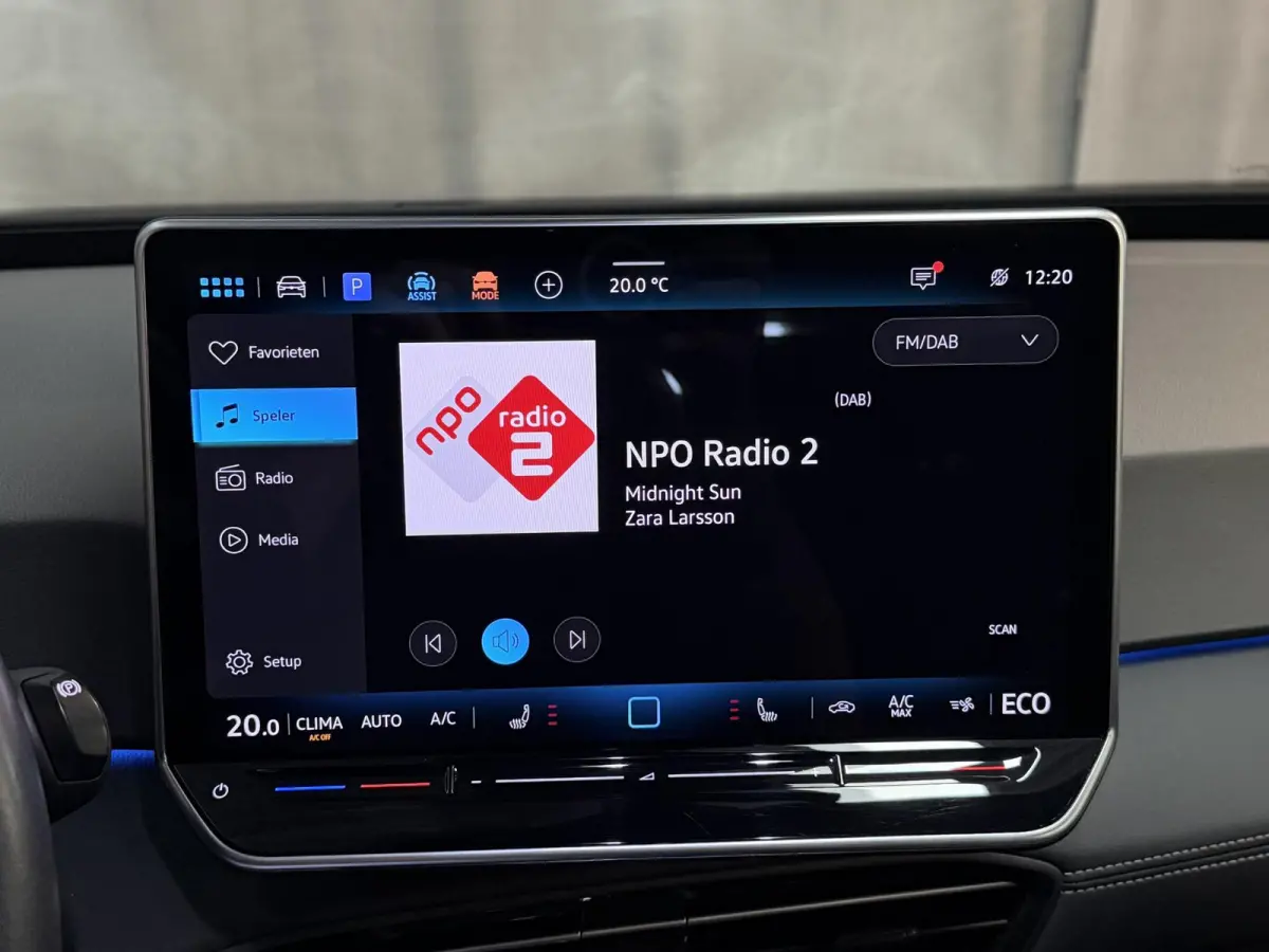 Pure 52 kWh 18"/SOH 99%/Adaptieve Cruise/Apple Carplay & Android Auto/DAB/Navigatie/Sfeerverlichting/Camera/Stuur + stoelverwarming