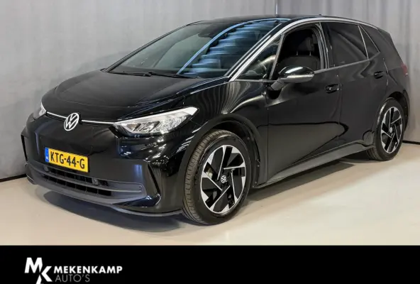 Pure 52 kWh 18"/Adaptieve Cruise/Apple Carplay & Android Auto/DAB/Navigatie/Sfeerverlichting/Camera/Stuur + stoelverwarming