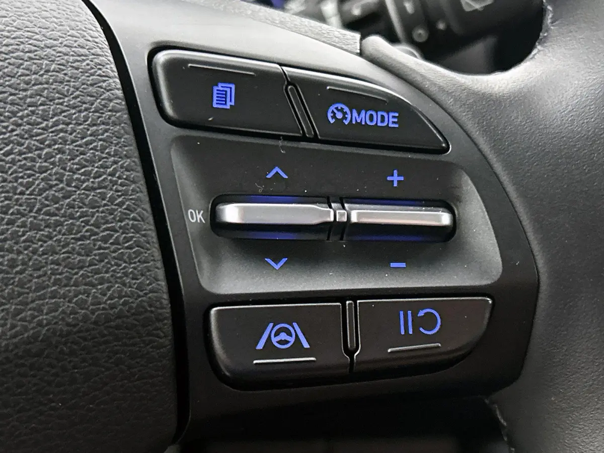 1.0 T-GDi MHEV Comfort Smart | Automaat | Navigatie | Achteruitrijcamera | DAB | Virtual Cockpit | Cruise Control | Climate Control | Lichtmetalen Velgen |