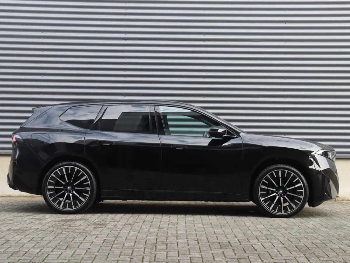 50 xDrive | Direct Beschikbaar! | M Sportpakket | Panodak | Head-Up | Trekhaak | Driving Assistant Plus | Harman Kardon | Parking Assistant Prof. | SoH 100% | 22'' LMV