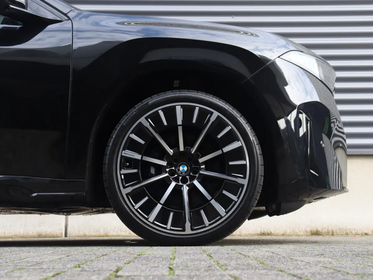 50 xDrive | Direct Beschikbaar! | M Sportpakket | Panodak | Head-Up | Trekhaak | Driving Assistant Plus | Harman Kardon | Parking Assistant Prof. | SoH 100% | 22'' LMV