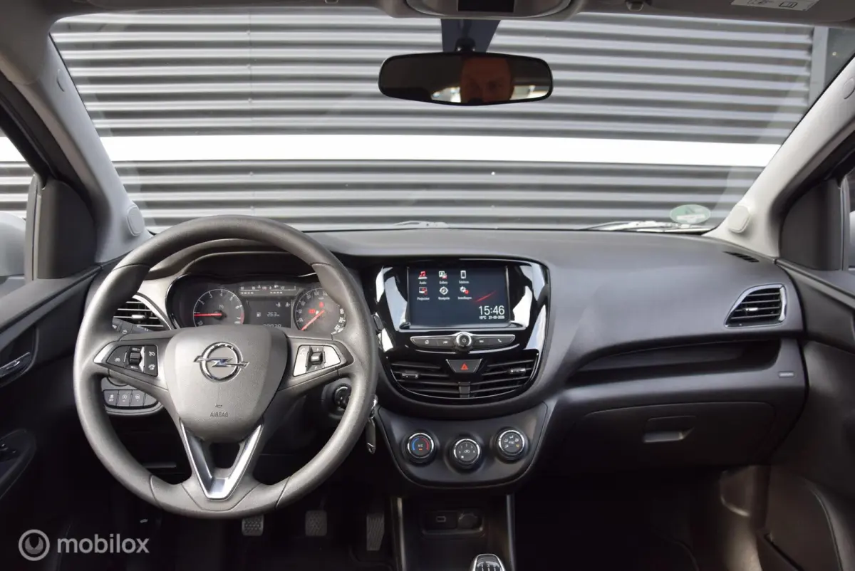 1.0 Online Edition Navi Cruise Control & Apple Carplay