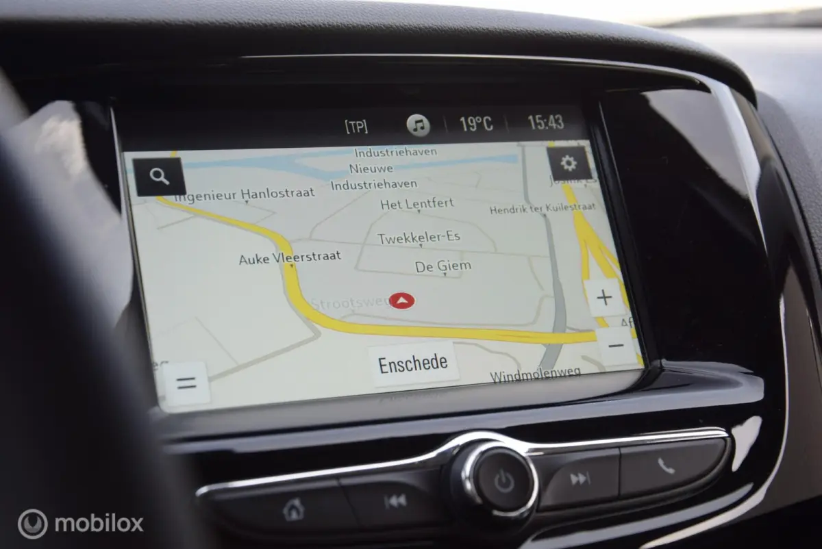 1.0 Online Edition Navi Cruise Control & Apple Carplay
