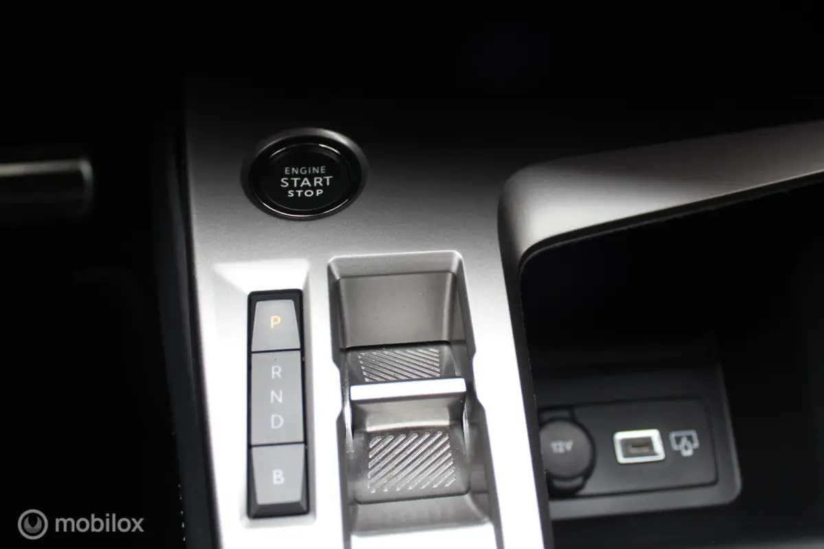 1.6 Plug-in Hybrid GT Massage/360Camera/18Inch