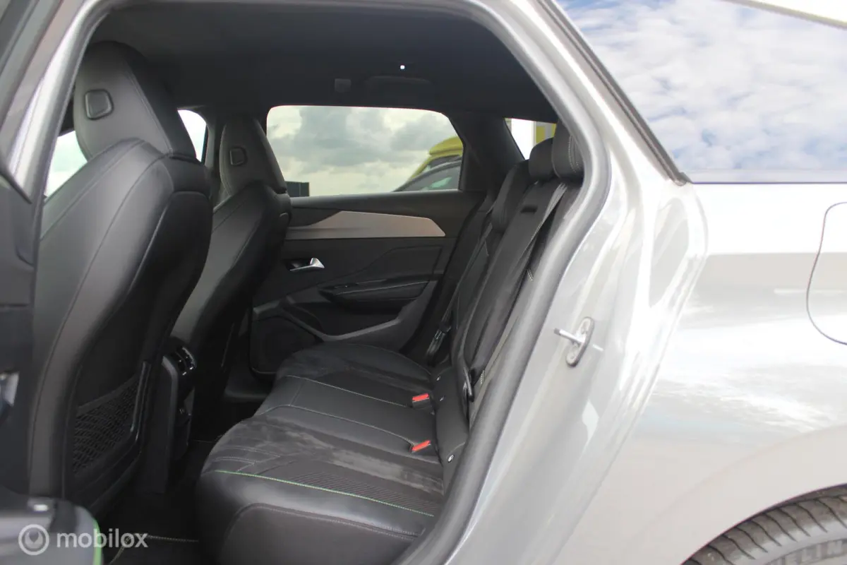 1.6 Plug-in Hybrid GT Massage/360Camera/18Inch