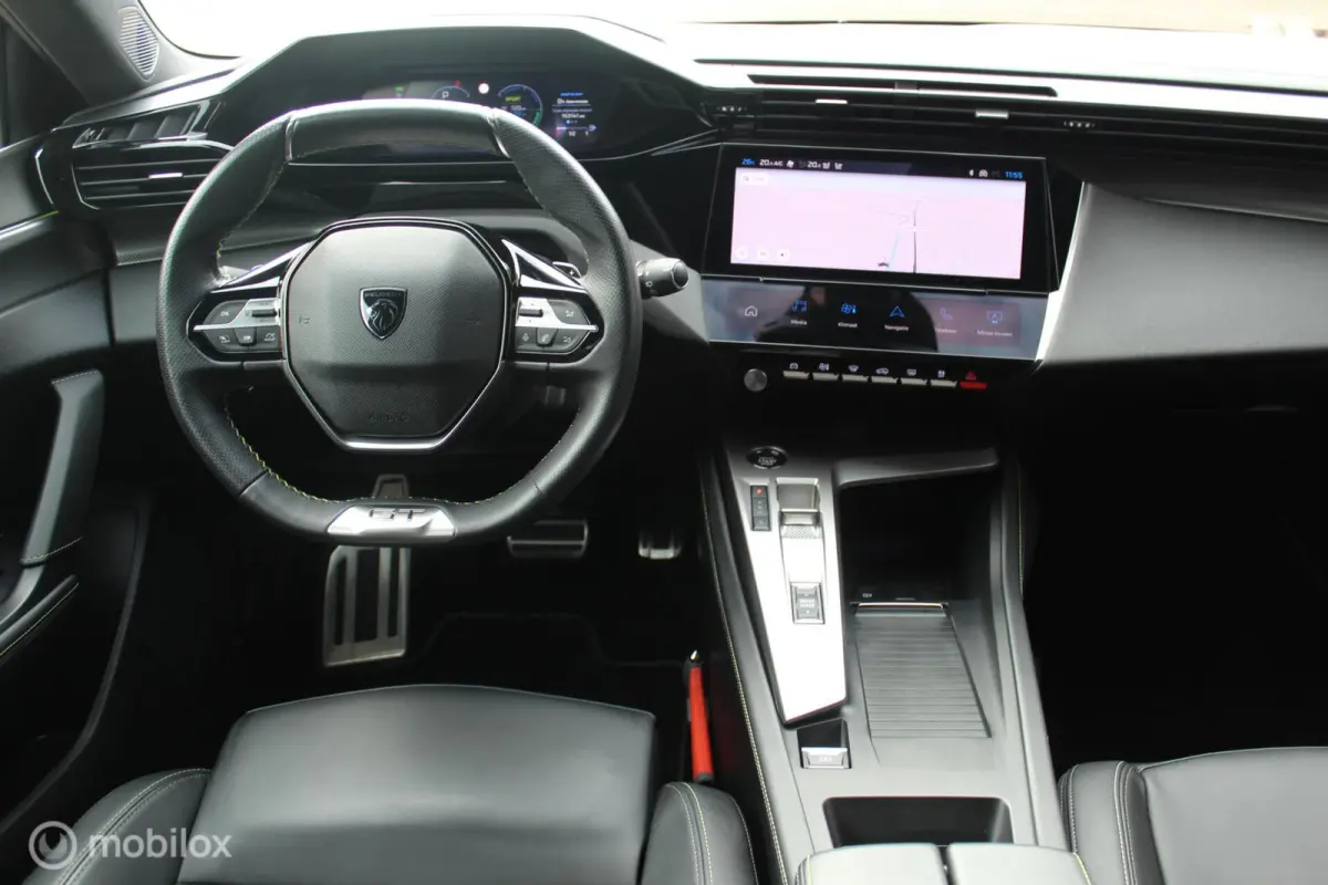 1.6 Plug-in Hybrid GT Massage/360Camera/18Inch
