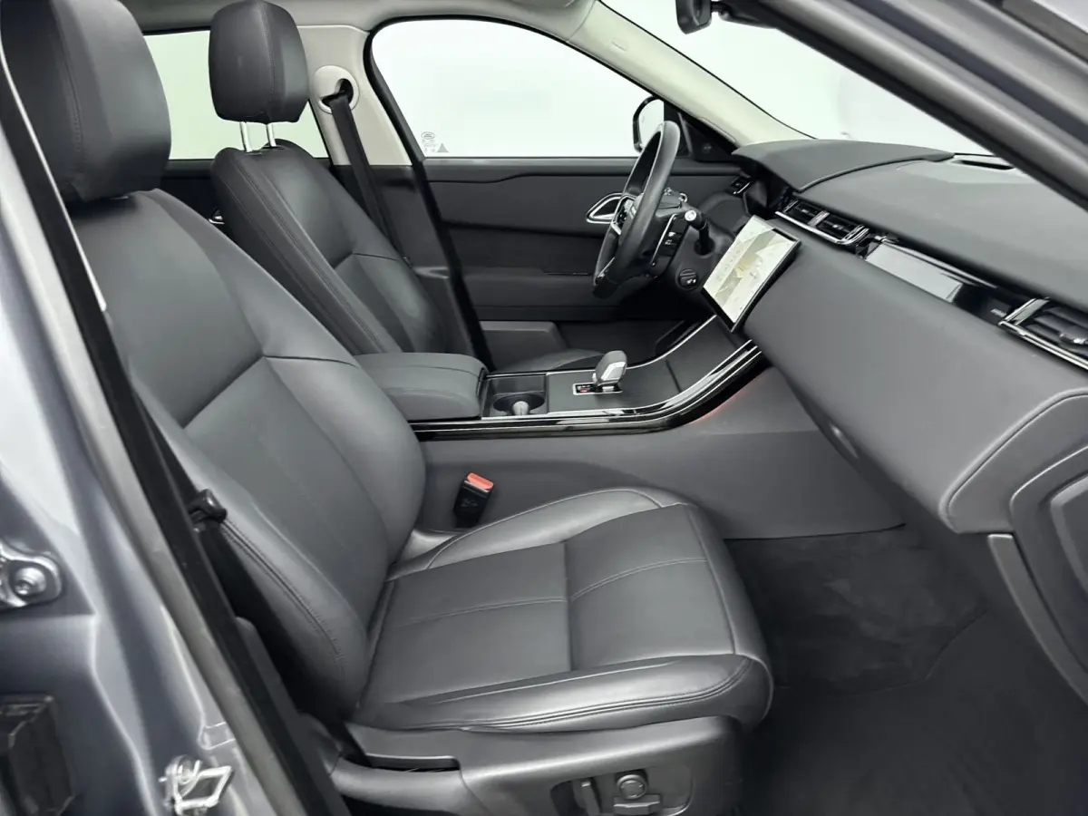 2.0 P400e Edition | Facelift | Alarm klasse 5 | PDC V+A en camera | Panoramadak | 20 inch LM | Keyless |