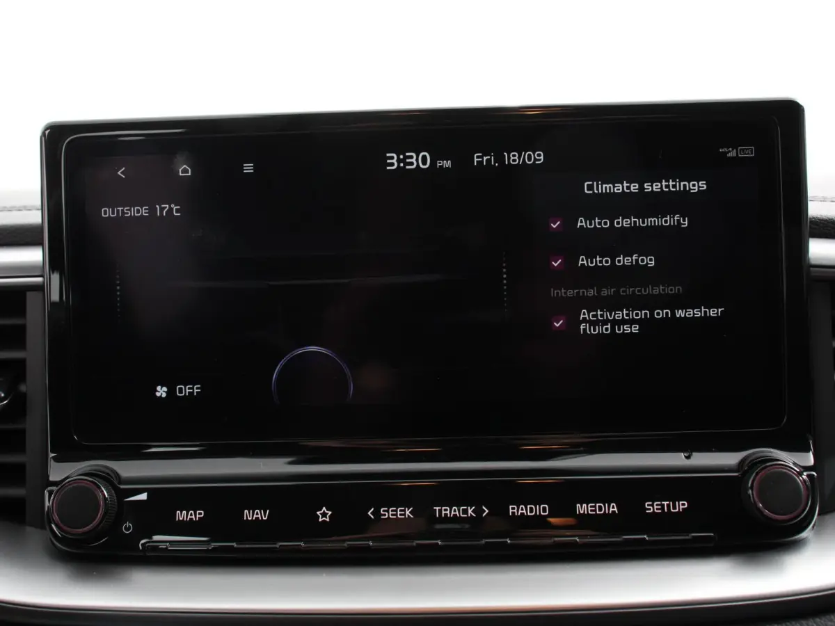 1.0 T-GDi 120pk DynamicLine Navigatie Apple Carplay/Android Auto Camera Parkeersensoren achter Adaptive Cruise Control Ledverlichting Climate Control