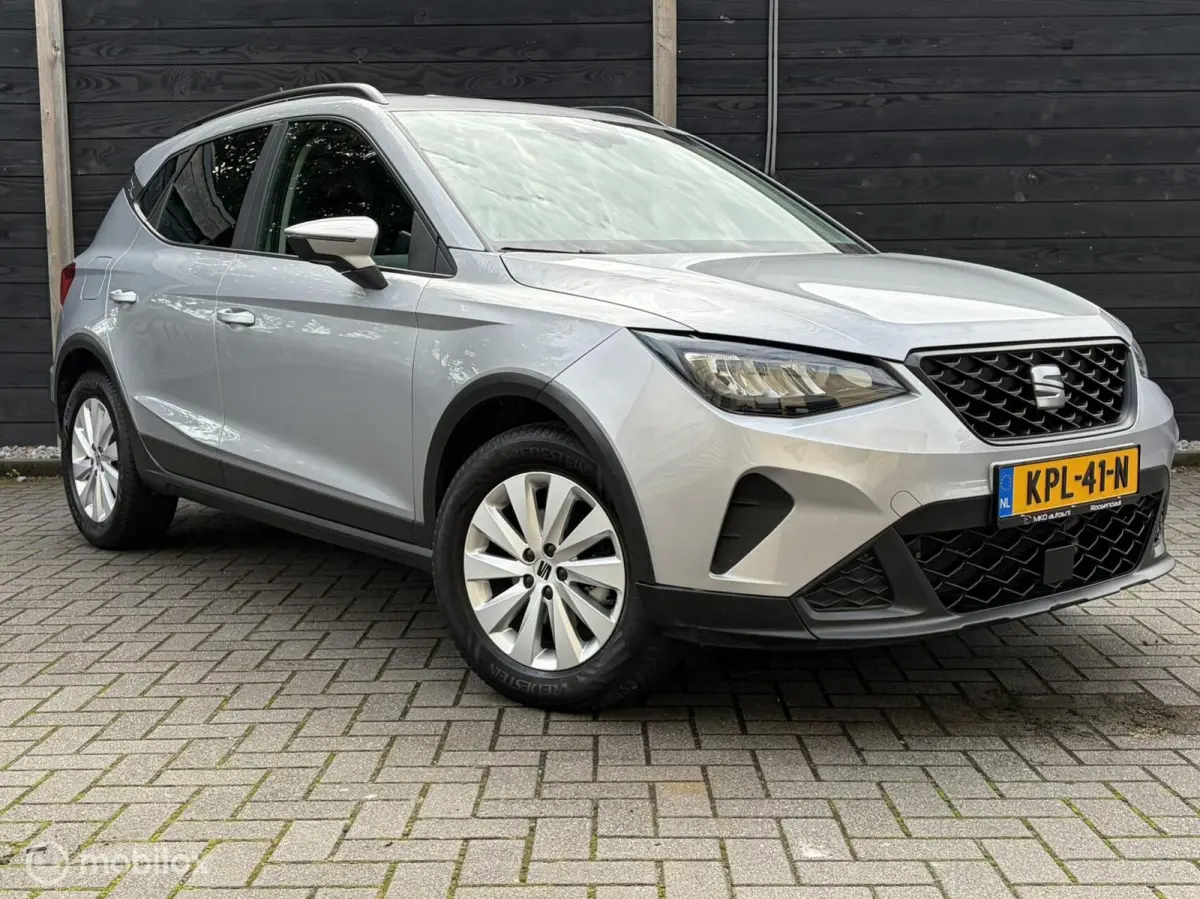 1.0 TSI Style AUTOMAAT 110 PK / Clima / Carplay / LM / 43.879 KM
