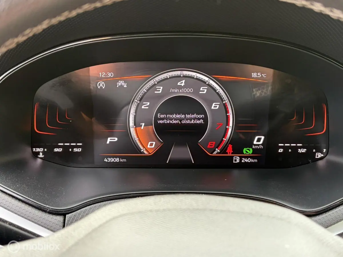 1.0 TSI Style AUTOMAAT 110 PK / Clima / Carplay / LM / 43.879 KM