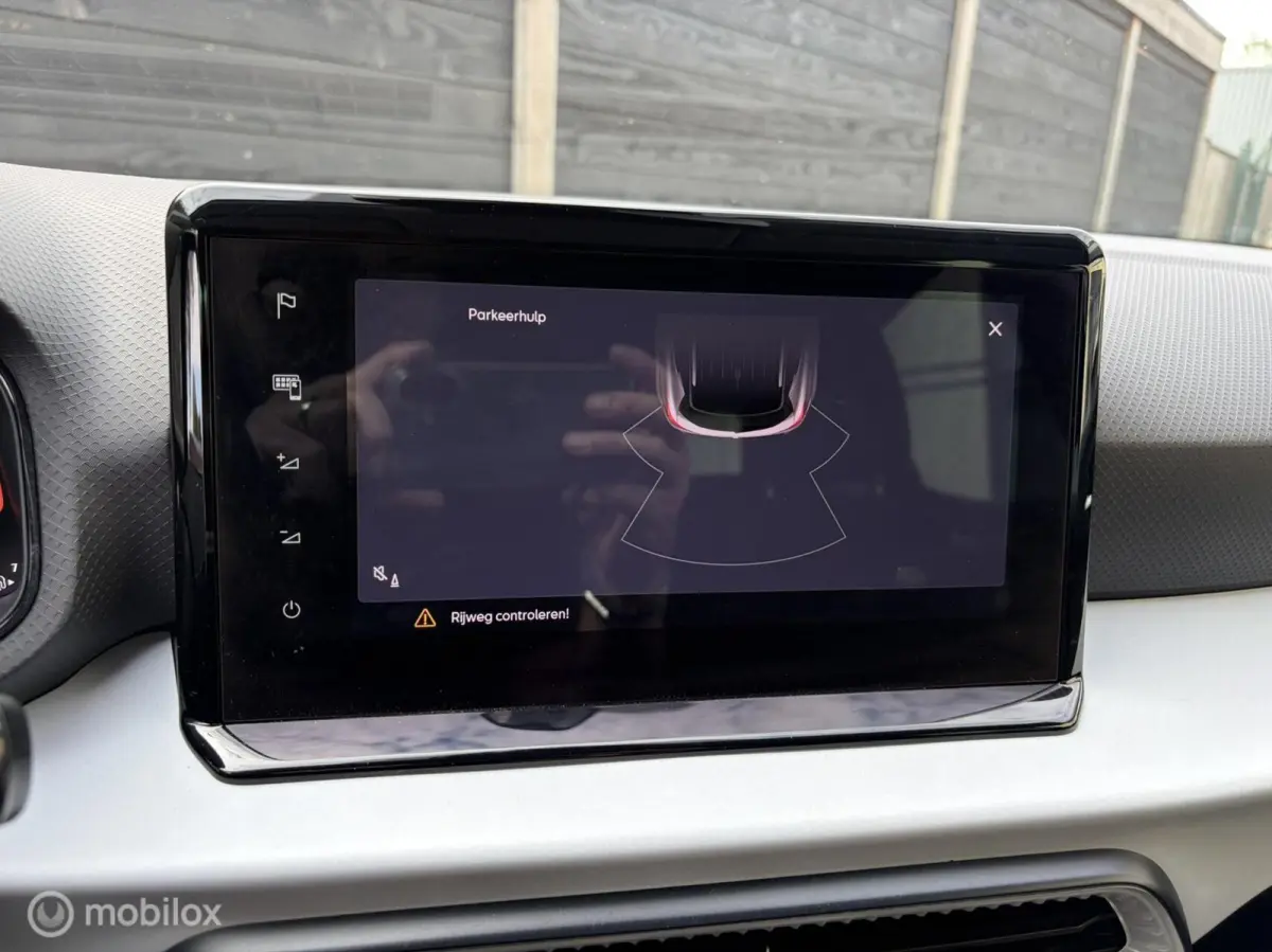 1.0 TSI Style AUTOMAAT 110 PK / Clima / Carplay / LM / 43.879 KM