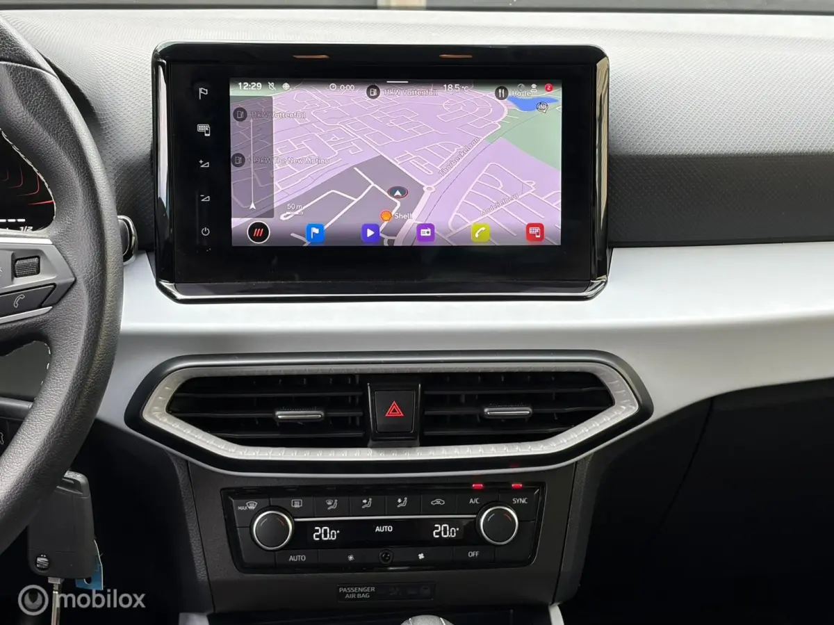 1.0 TSI Style AUTOMAAT 110 PK / Clima / Carplay / LM / 43.879 KM