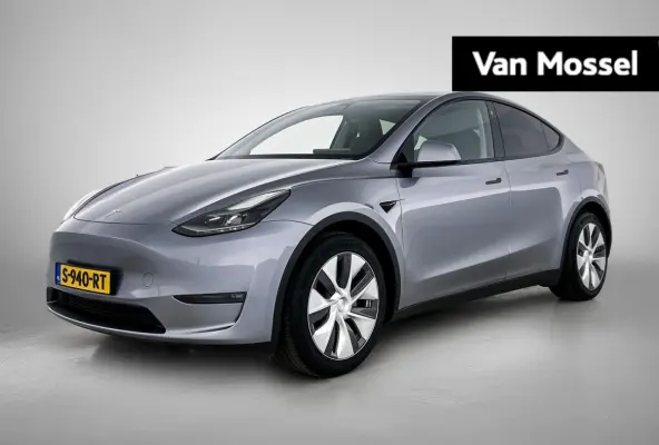 Long Range AWD 75 kWh 351 PK | Automaat | Navigatie | Climate Control | Cruise Control | Trekhaak | Panoramadak | Achteruitrijcamera |