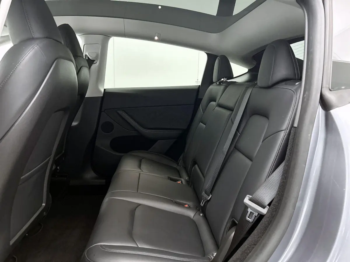 Long Range AWD 75 kWh 351 PK GERESERVEERD | Automaat | Navigatie | Climate Control | Cruise Control | Trekhaak | Panoramadak | Achteruitrijcamera |