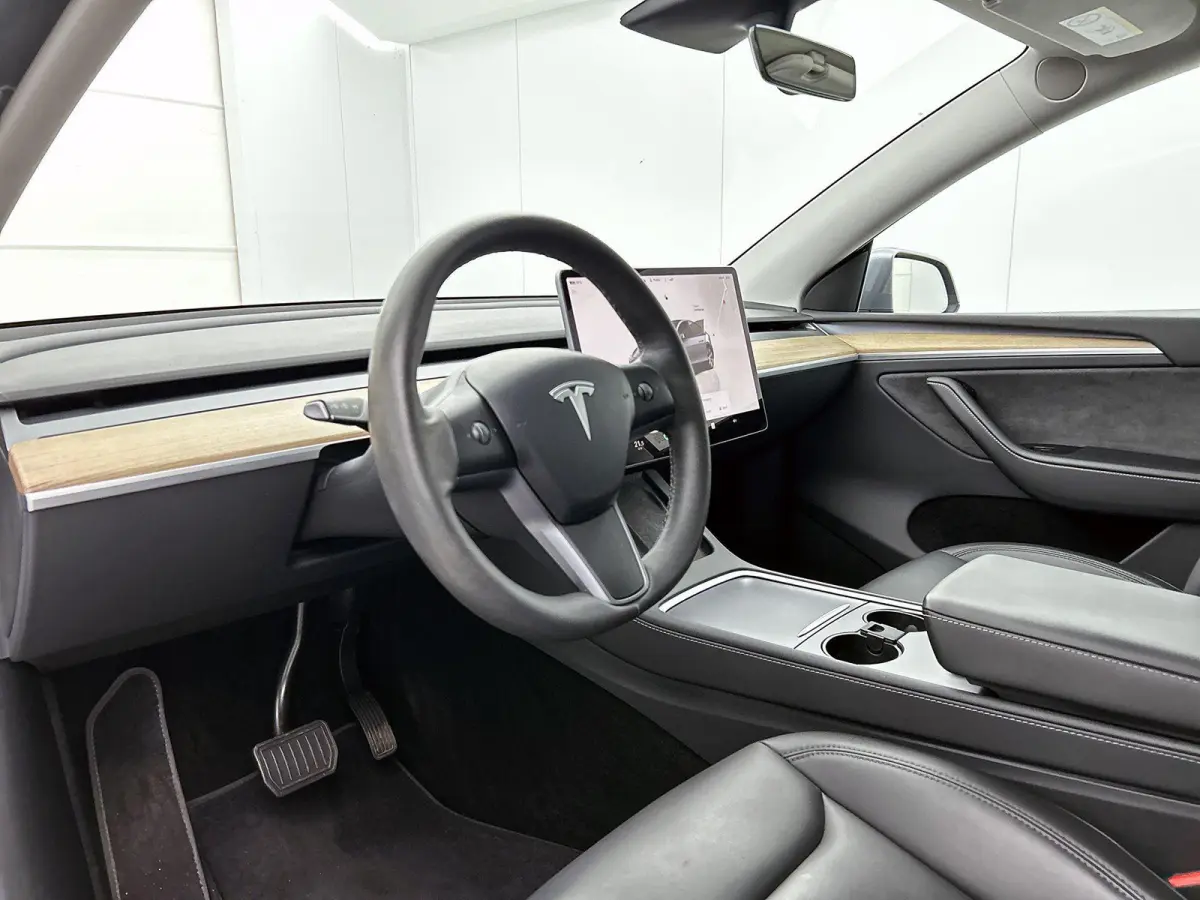 Long Range AWD 75 kWh 351 PK GERESERVEERD | Automaat | Navigatie | Climate Control | Cruise Control | Trekhaak | Panoramadak | Achteruitrijcamera |