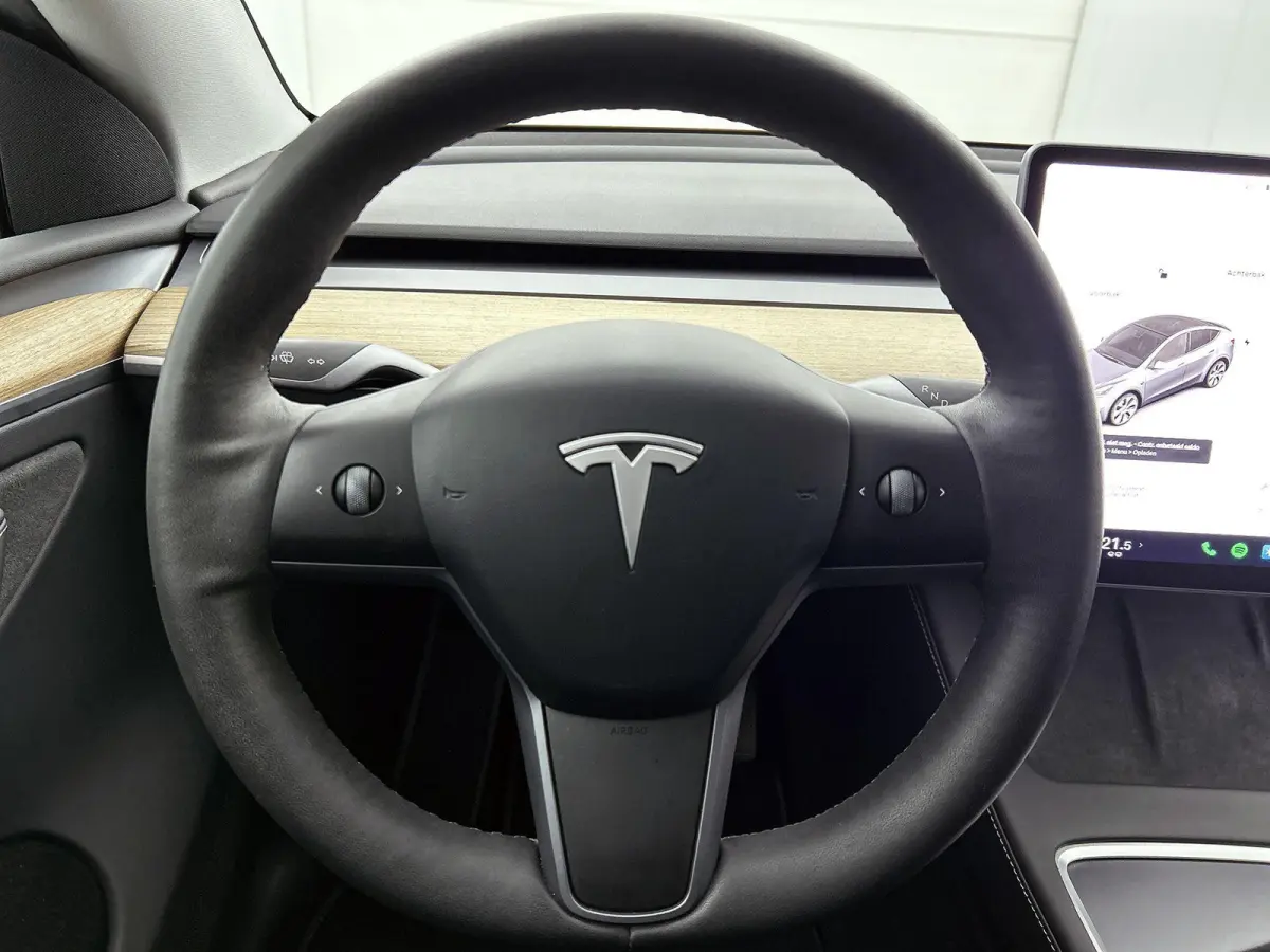Long Range AWD 75 kWh 351 PK GERESERVEERD | Automaat | Navigatie | Climate Control | Cruise Control | Trekhaak | Panoramadak | Achteruitrijcamera |