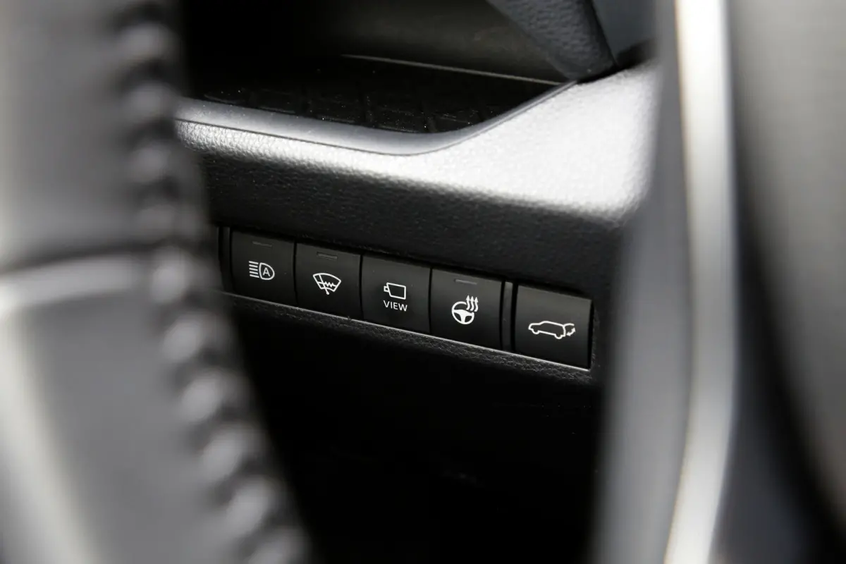2.5 Hybrid*Fabrieksgarantie t/m12-2031!*Perfect Toyota onderh.*Trekhaak/Leder/Stoelverw./Stuurverw./360Camera/DAB/LED/Voorruitsnelont./Elek. Klep/18 inch LM*