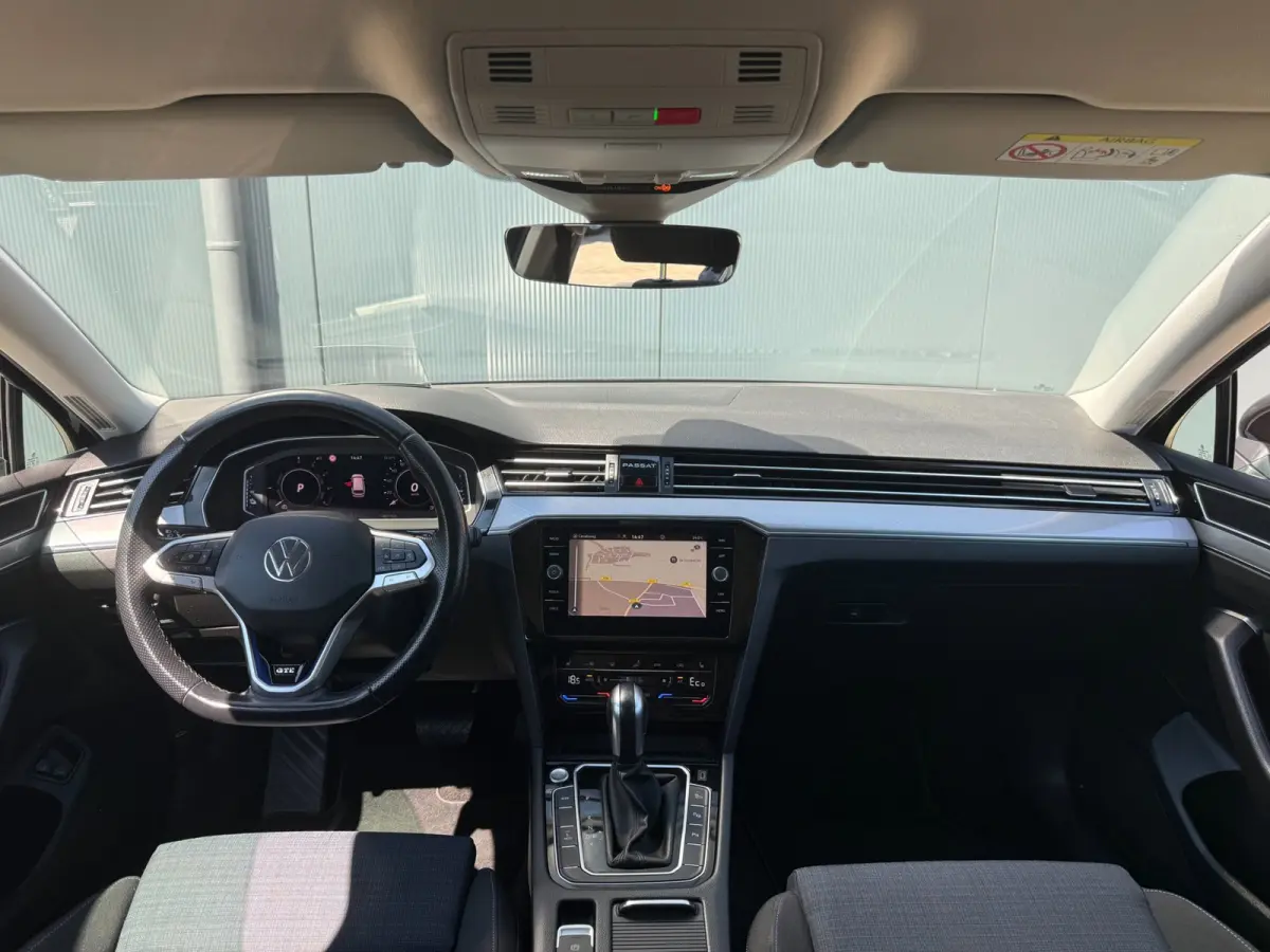 1.4 TSI PHEV GTE * Trekhaak * AUTOMAAT * Parkeercamera * Head-up Display *