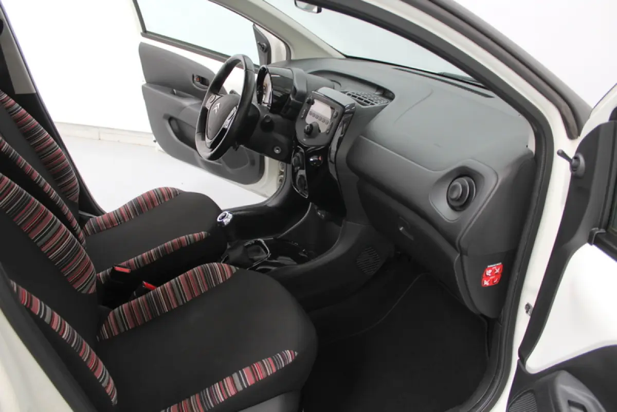 1.0 VTi Feel 73PK, RIJKLAAR | AIRCO | CRUISE CONTROLE | BLUETOOTH | ELEC-RAMEN VOOR
