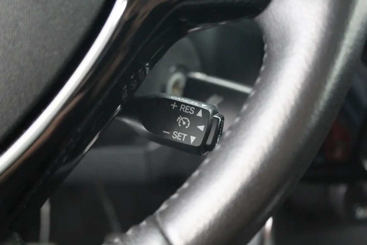 1.0 VTi Feel 73PK, RIJKLAAR | AIRCO | CRUISE CONTROLE | BLUETOOTH | ELEC-RAMEN VOOR