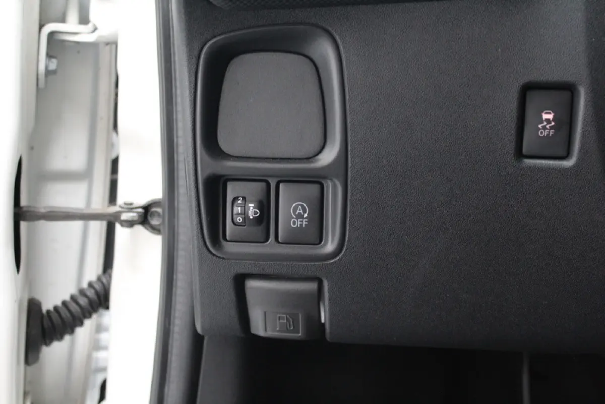 1.0 VTi Feel 73PK, RIJKLAAR | AIRCO | CRUISE CONTROLE | BLUETOOTH | ELEC-RAMEN VOOR