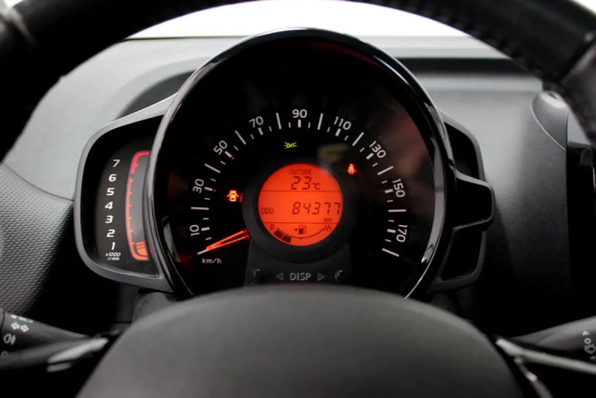 1.0 VTi Feel 73PK, RIJKLAAR | AIRCO | CRUISE CONTROLE | BLUETOOTH | ELEC-RAMEN VOOR