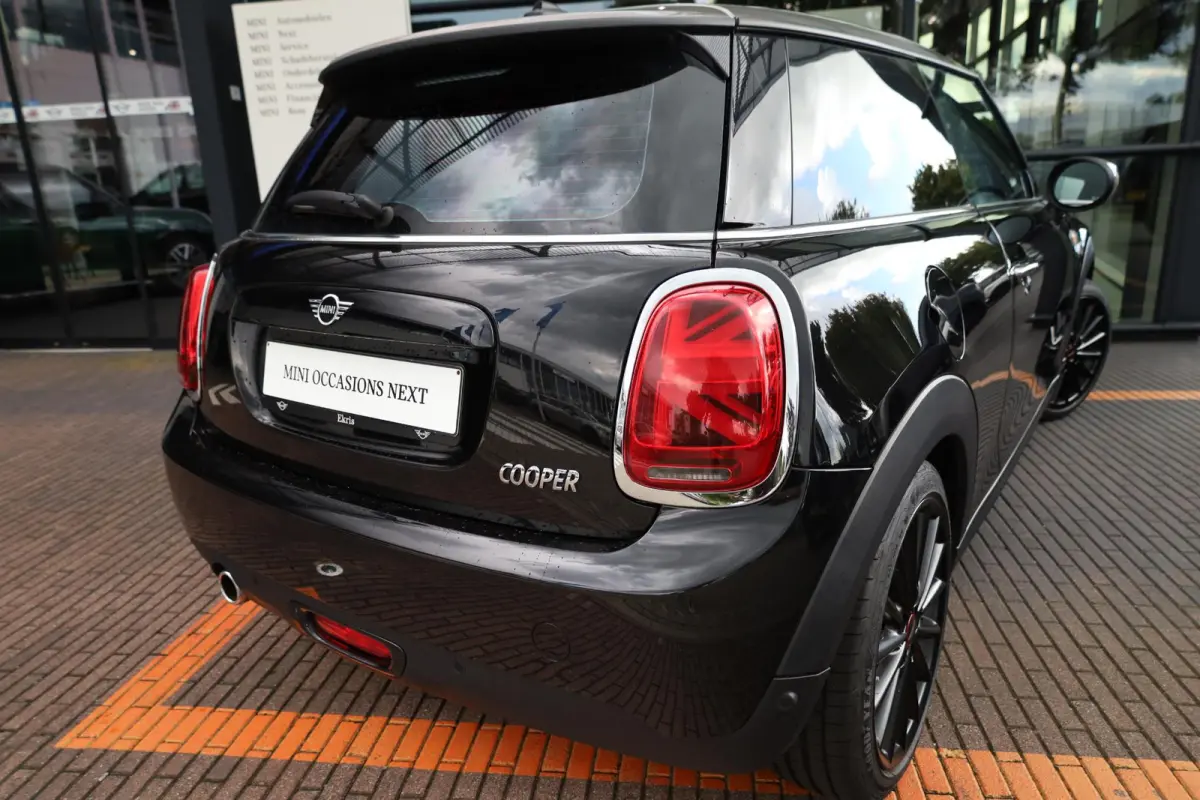 Cooper | Park Distance Control achter | Comfort Acces | Navigatie