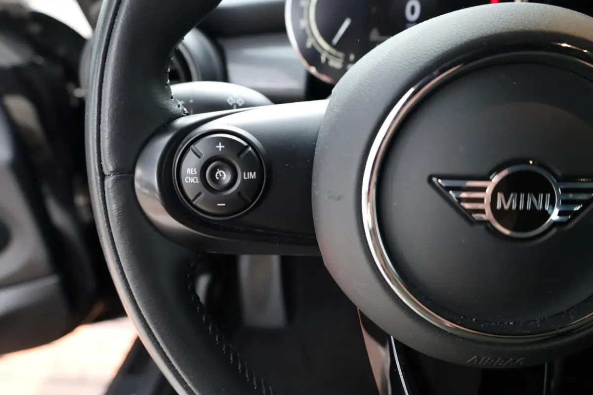 Cooper | Park Distance Control achter | Comfort Acces | Navigatie