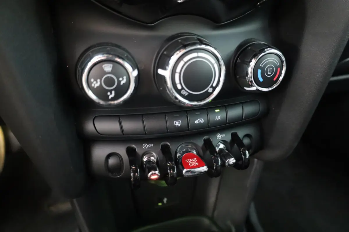 Cooper | Park Distance Control achter | Comfort Acces | Navigatie