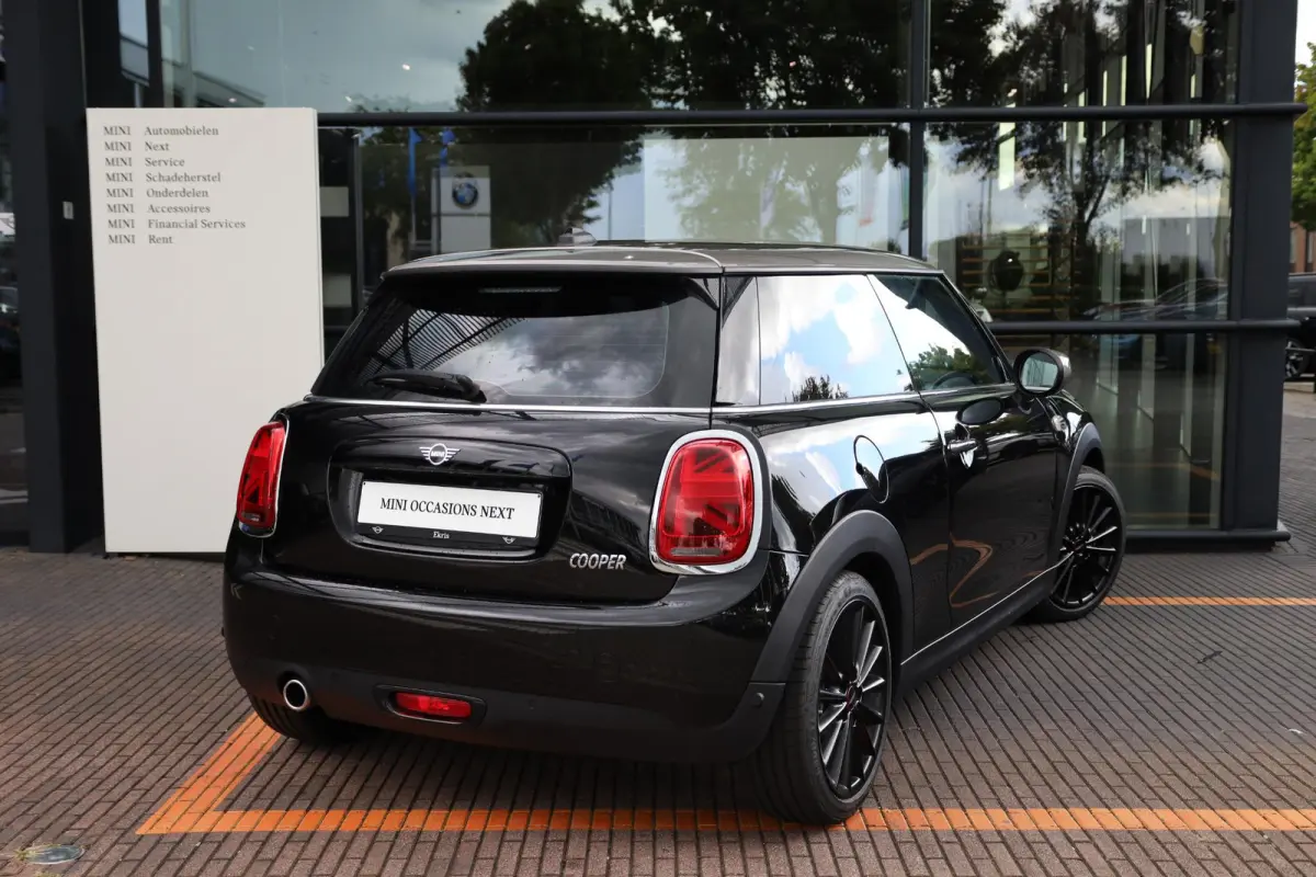 Cooper | Park Distance Control achter | Comfort Acces | Navigatie