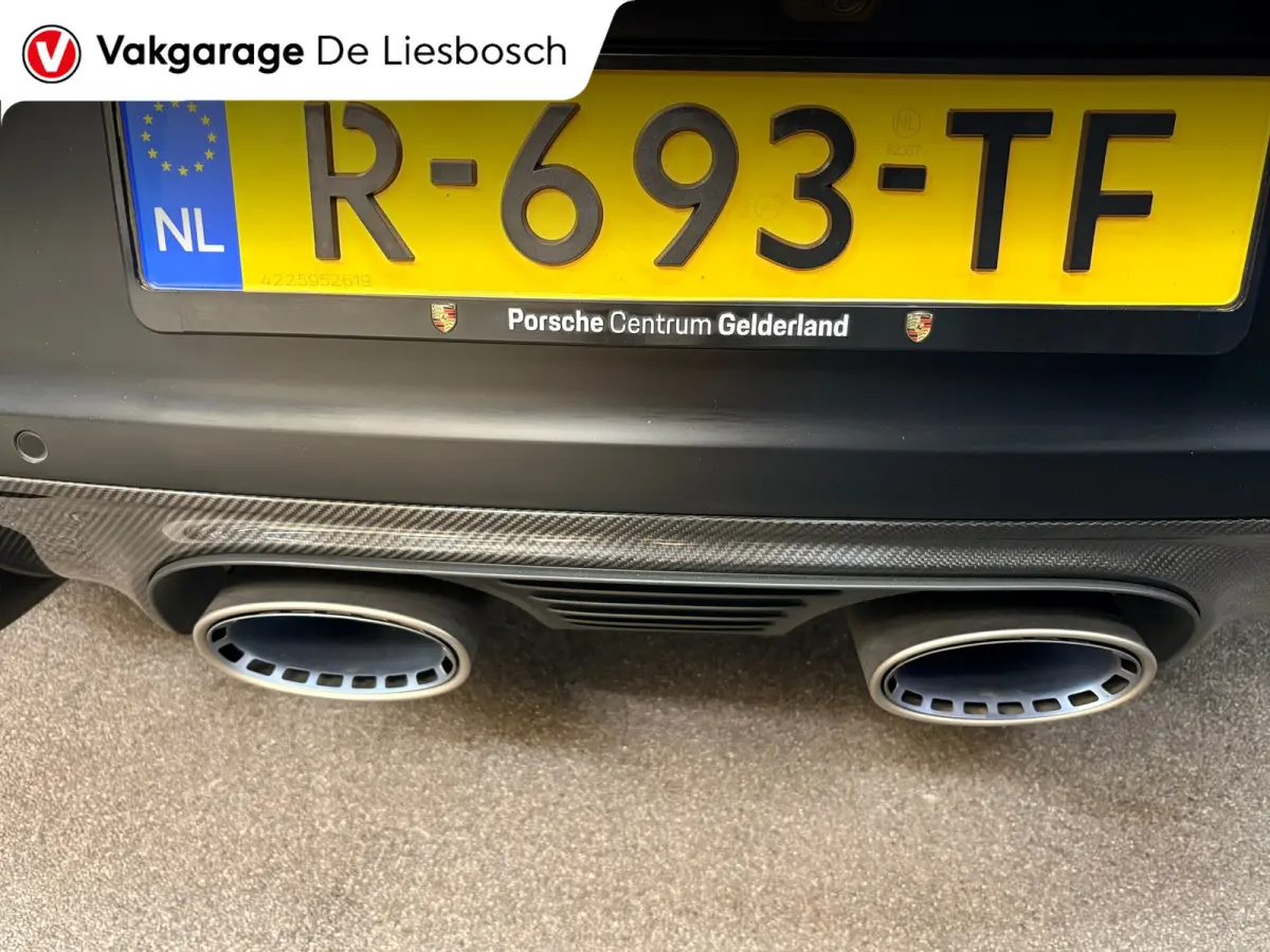 4.0 Turbo GT 641pk / Carbon dak / carbon pakket / 22inch / keramisch / dealer onderhouden