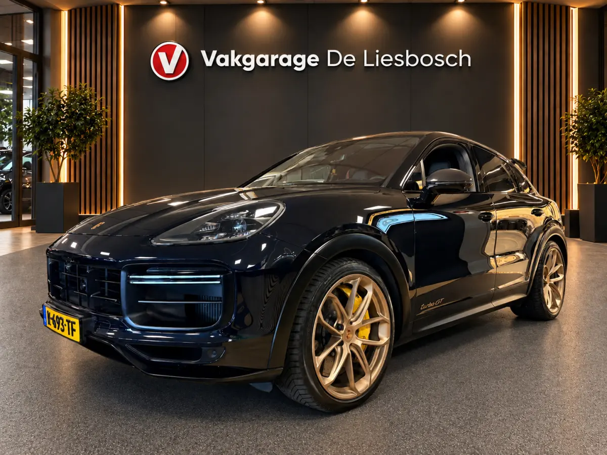 4.0 Turbo GT 641pk / Carbon dak / carbon pakket / 22inch / keramisch / dealer onderhouden