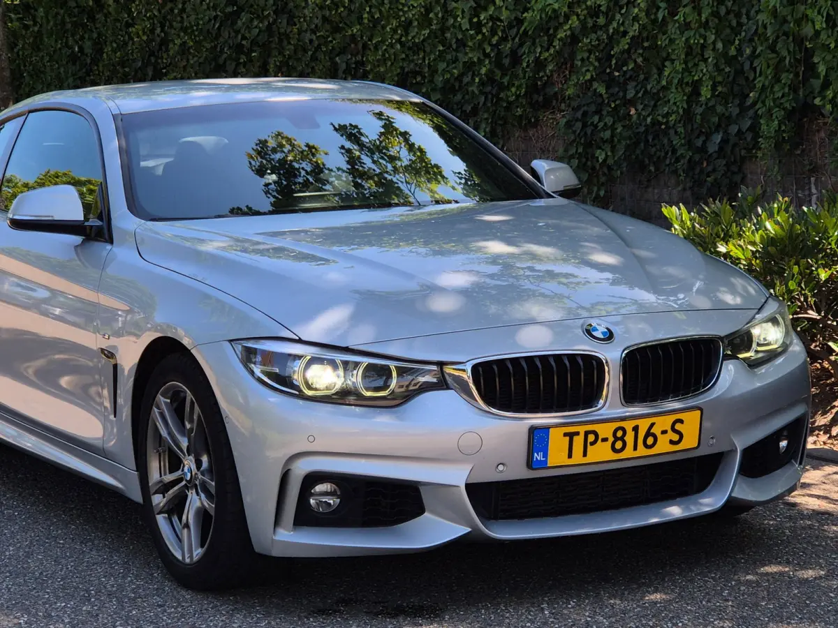 M Sport Apple CarPlay NAP Achteruitrijcamera Coupé Executive BTW AUTO
