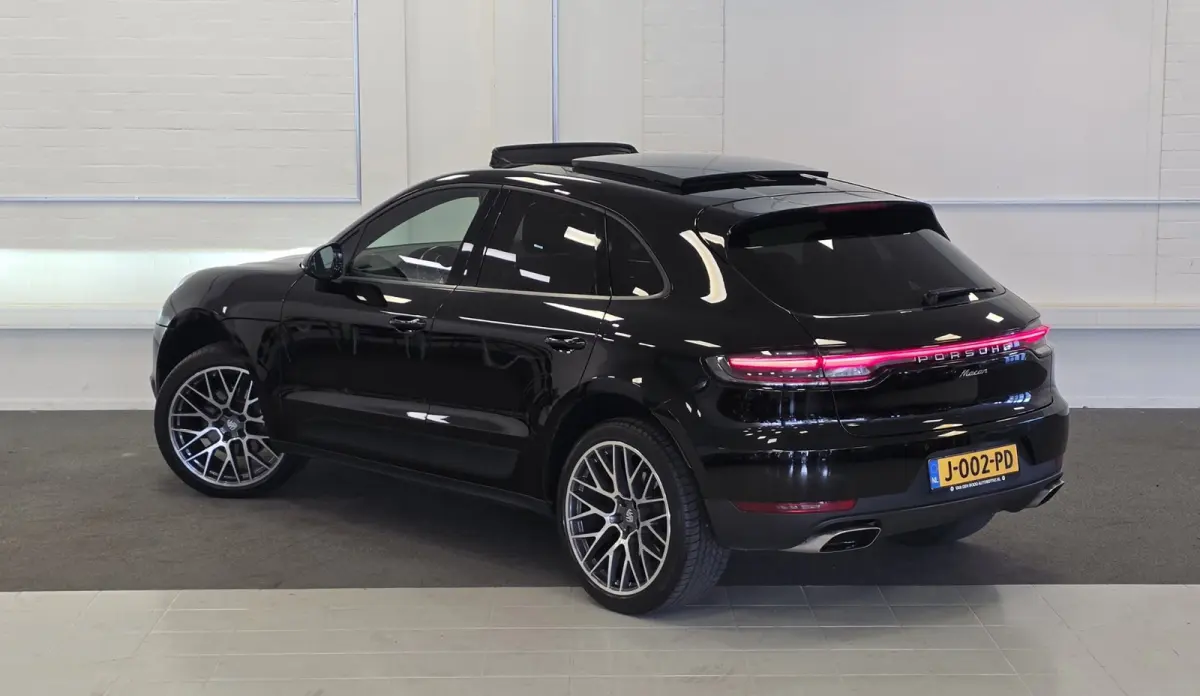 2.0T Panoramadak Trekhaak Leder carplay 21"LM
