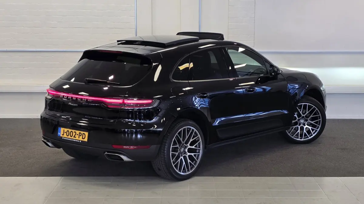 2.0T Panoramadak Trekhaak Leder carplay 21"LM