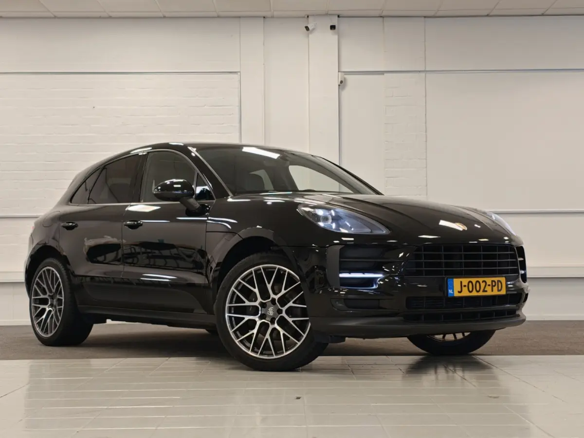 2.0T Panoramadak Trekhaak Leder carplay 21"LM