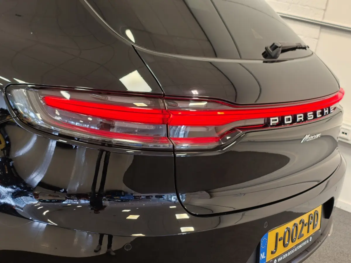 2.0T Panoramadak Trekhaak Leder carplay 21"LM