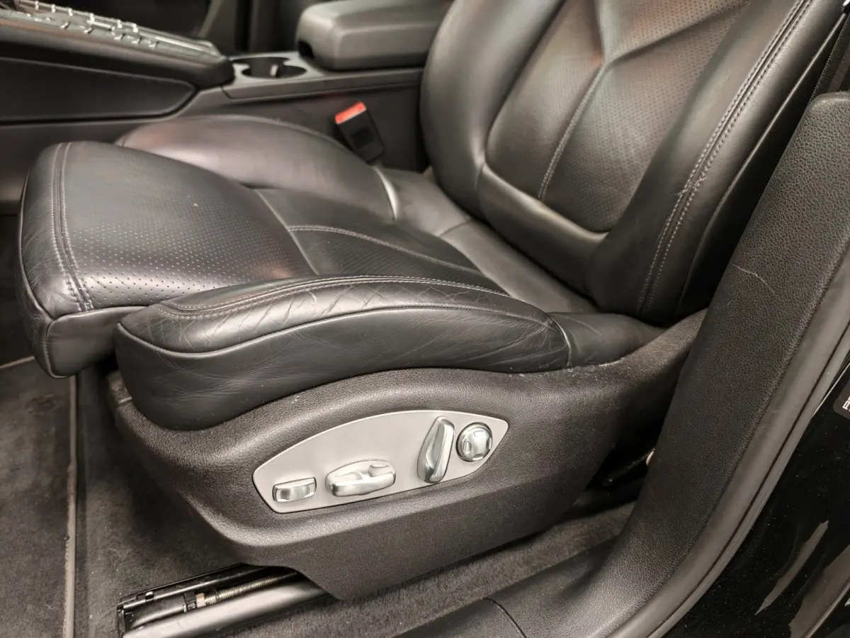2.0T Panoramadak Trekhaak Leder carplay 21"LM
