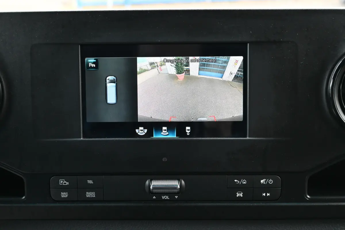 317 CDI L3H2 RWD 3500 kg Trekhaak, LED, MBUX met camera en Parkeerpakket