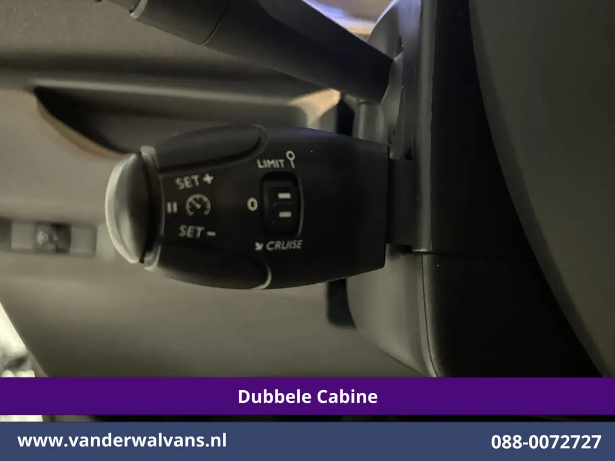 2.0 BlueHDI 123pk L3H1 Dubbele Cabine Euro6 Airco | 5-Zits | Camera | Navigatie | Apple Carplay Android Auto, Cruisecontrol, 2500kg Trekhaak, Parkeersensoren