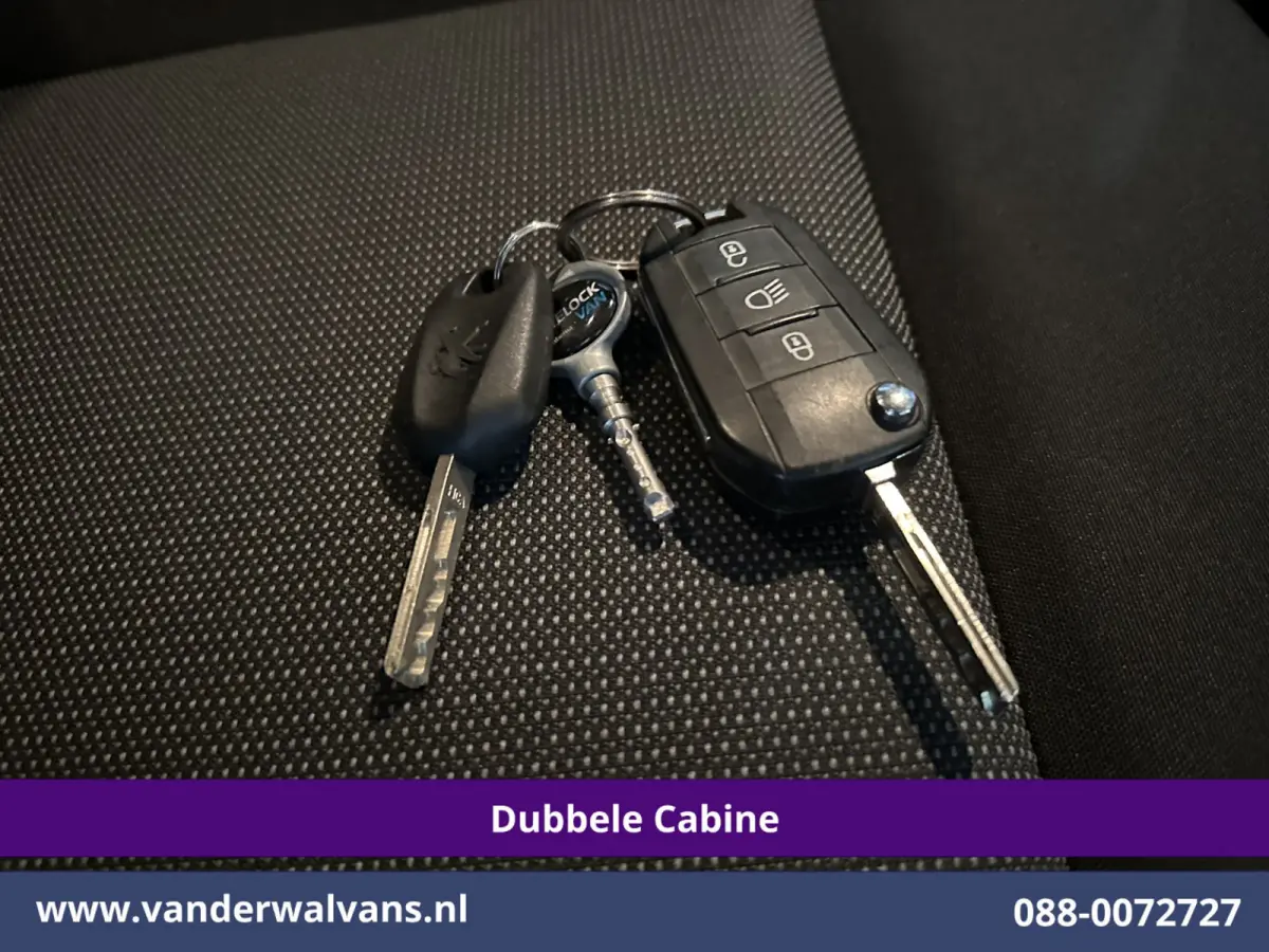 2.0 BlueHDI 123pk L3H1 Dubbele Cabine Euro6 Airco | 5-Zits | Camera | Navigatie | Apple Carplay Android Auto, Cruisecontrol, 2500kg Trekhaak, Parkeersensoren