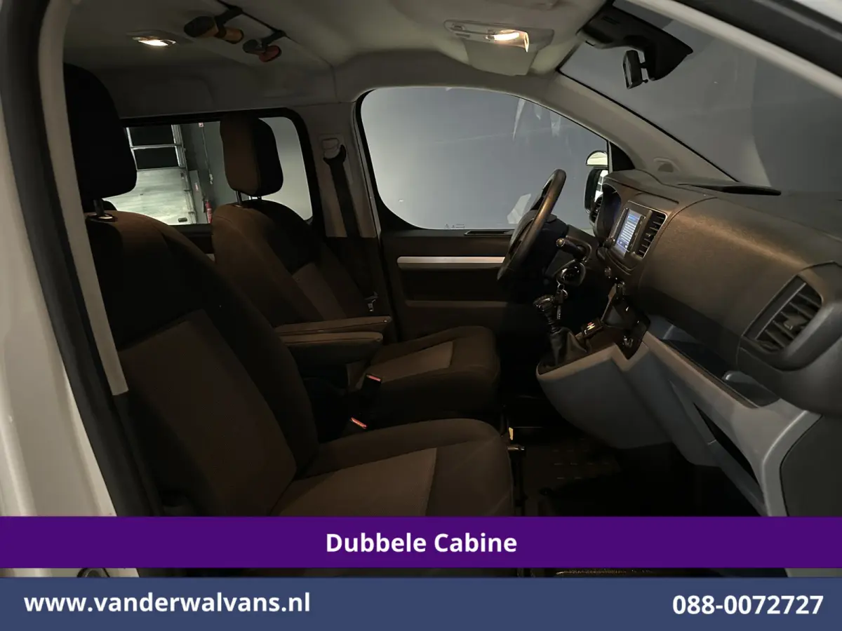 2.0 BlueHDI 123pk L3H1 Dubbele Cabine Euro6 Airco | 5-Zits | Camera | Navigatie | Apple Carplay Android Auto, Cruisecontrol, 2500kg Trekhaak, Parkeersensoren